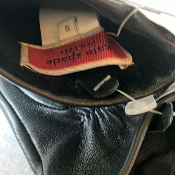 Kate Spade: Black cut out Spade Leather Gloves- Gold Tone- Small - Picture 10 of 16